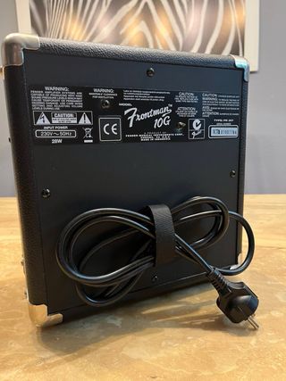 Apmlificador de guitarra Fender Frontman 10G