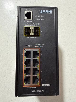 Switch POE PLANET 8 Puertos Gigabit IGS-10020PT
