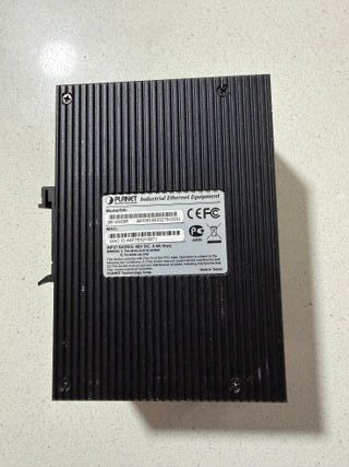 Switch POE PLANET 8 Puertos Gigabit IGS-10020PT