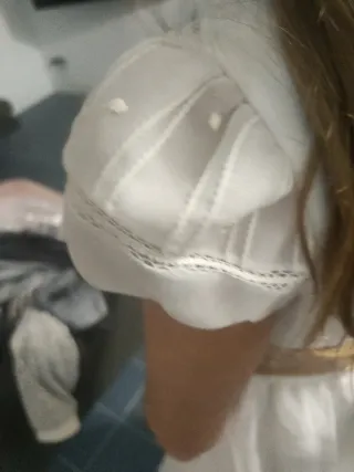 Vestido de Comunión Blanco con Fajín Dorado