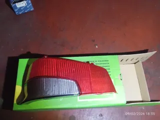 Piloto trasero Peugeot 106