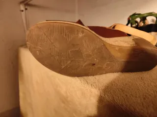 Sandalias cuña El Naturalista Marrones