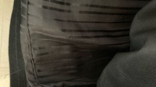 Falda negra de cuero