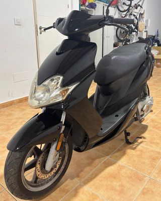 Yamaha Jog Scooter Negra Automática