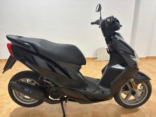 Yamaha Jog Scooter Negra Automática