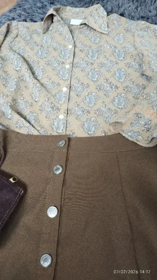 Camisa Liz Claiborne paisley beige S