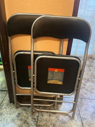 2 Sillas Plegables de Metal Negras