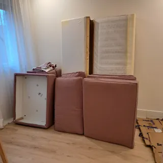 Sofá 3 plazas KIVIK + reposapiés IKEA