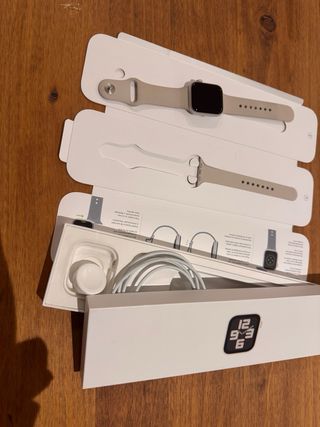 Apple Watch SE (Celular + GPS) Plata