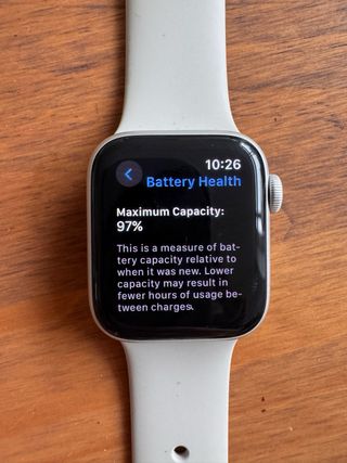 Apple Watch SE (Celular + GPS) Plata