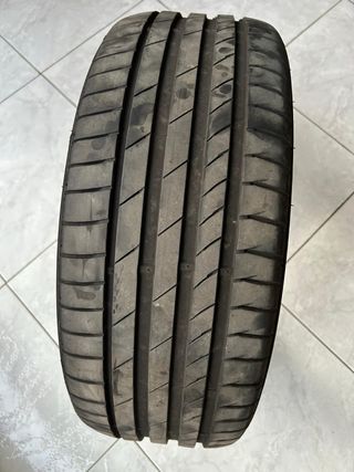 Neumáticos Kumho 215/45 ZR17 91Y