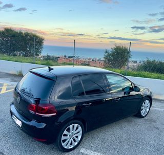 Volkswagen Golf TEAM