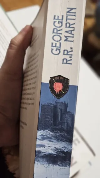 Vendo coleção completa da saga guerra dos tronos