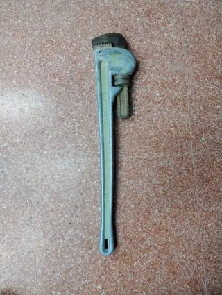 Llave de fontanero Stillson 24"