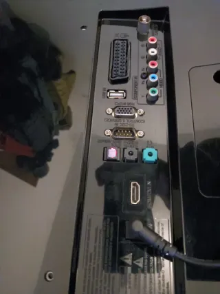 Televisor LG Negro full HD  Sin mando