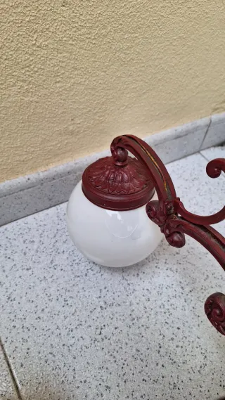 Lámpara de bronce antigua