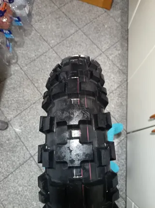 Pneu Traseiro Dunlop D908 RR 140/80 B 18