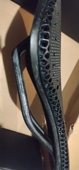 Sillín Ryet 3D Aircode Carbon