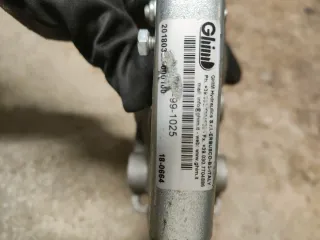 POMPE A MANO “ALU” CON VALVOLA DI MASSIMA. Con lev