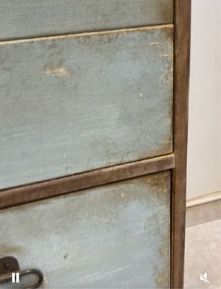 Aparador en madera de pino con patina antigua