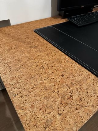 Escritorio Corcho y Metal