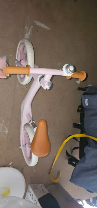 Bicicleta de equilibrio Kinderkraft Fly Plus