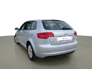 Audi A3 Sportback 1.6 TDI 105cv Attraction