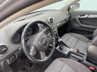 Audi A3 Sportback 1.6 TDI 105cv Attraction