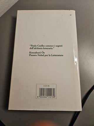 Sulla sponda del fiume piedra mi sono seduta e ho