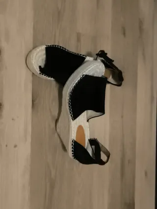 Sandalias Wellspring Mujer Negro Naranja