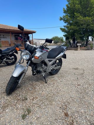 Honda CBF 250