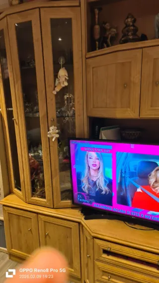 Mueble de salón de madera