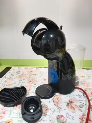Cafetera Nescafé Dolce Gusto Negra