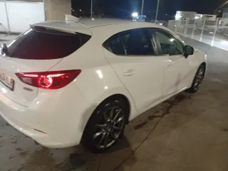 Mazda 3 2018