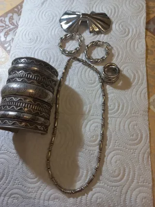 Conjunto Joyería: Pulsera, Anillo, Pendientes, Col