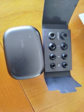 Auriculares Bang & Olufsen Beoplay EX Negros