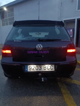 Volkswagen Golf 2000