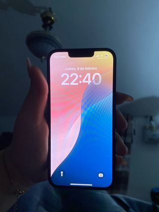 Móvil iPhone 14 normal