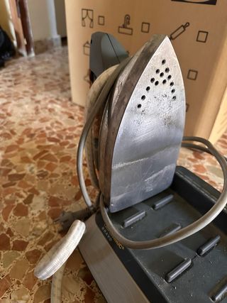 Plancha de vapor antigua Ariete