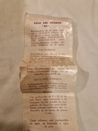 Antigua botella de Agua del Carmen (vacía)