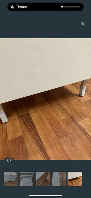 Cómoda blanca de madera