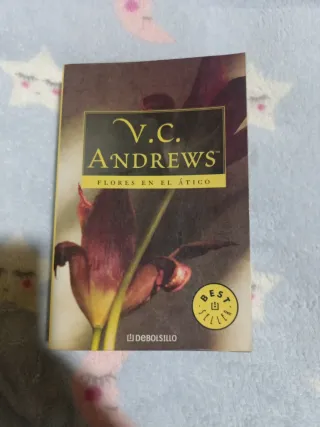 Flores en el Atico / Flowers in the Attic (Doll...