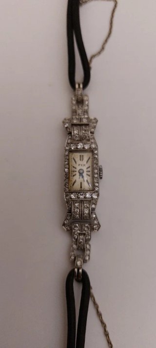 Reloj Art Deco Platino y Diamantes