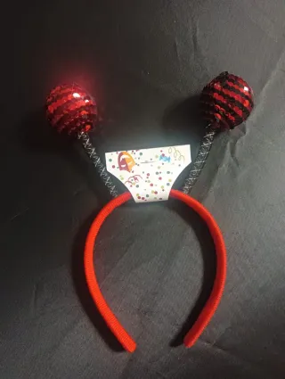 Diadema roja brillante
