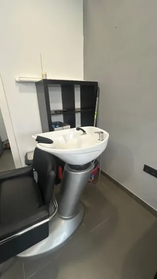 Mobiliario Peluquería Completo