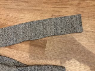 Jersey Bershka cuello alto gris fino