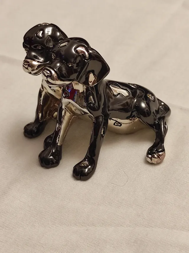 Figura perros plata laminada