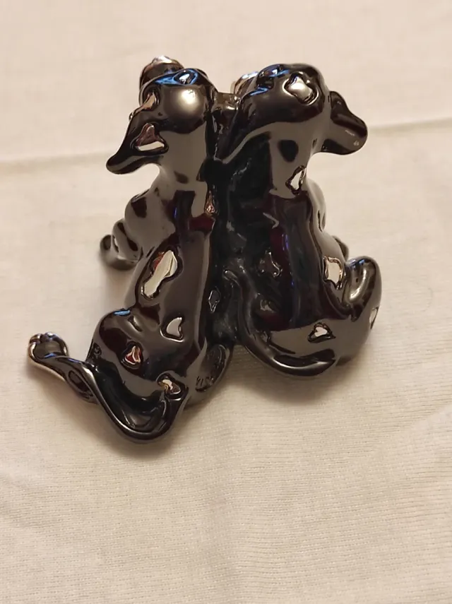 Figura perros plata laminada