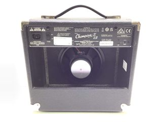 E1191261-0 Amplificador Guitarra Fender Champio