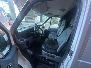 se vende furgoneta frigorifica